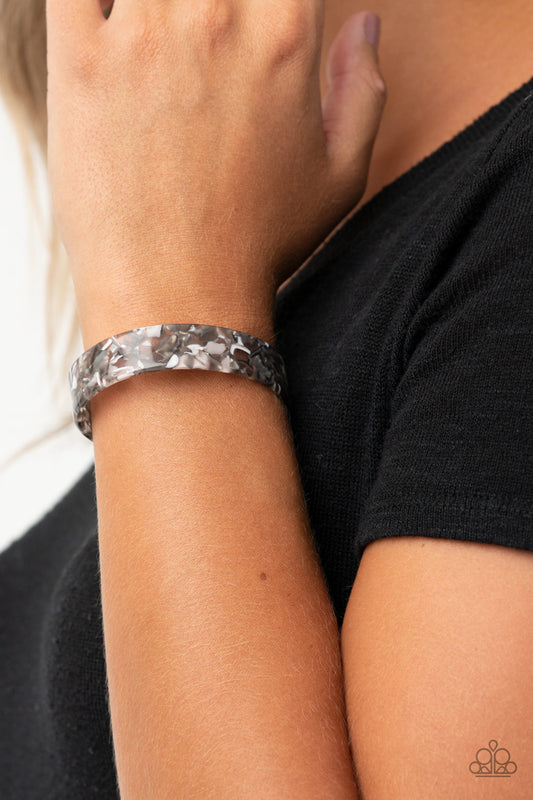 It's Getting HAUTE In Here - Black - Bling With Crystal